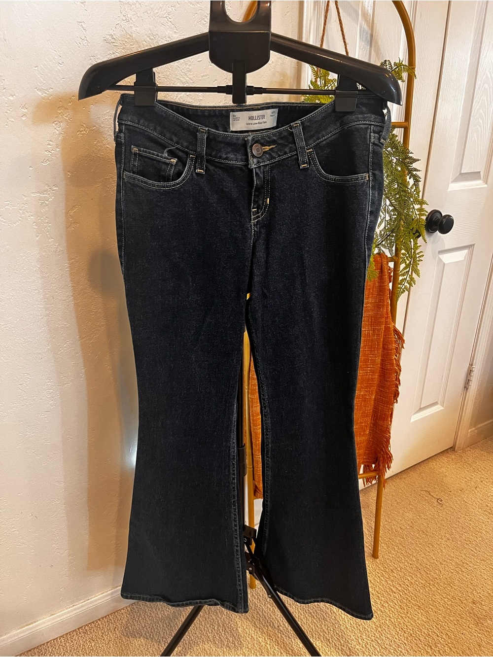 Hollister Women's Dark Wash Flared Jeans